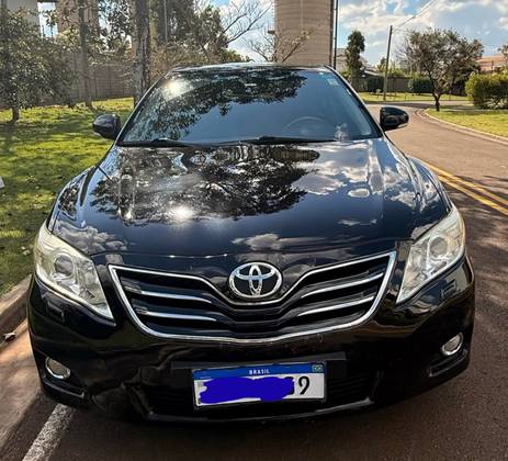 TOYOTA CAMRY 3.5 XLE V6 24V GASOLINA 4P AUTOMÁTICO TOYOTA CAMRY 3.5 XLE V6 24V GASOLINA 4P AUTOMÁTICO